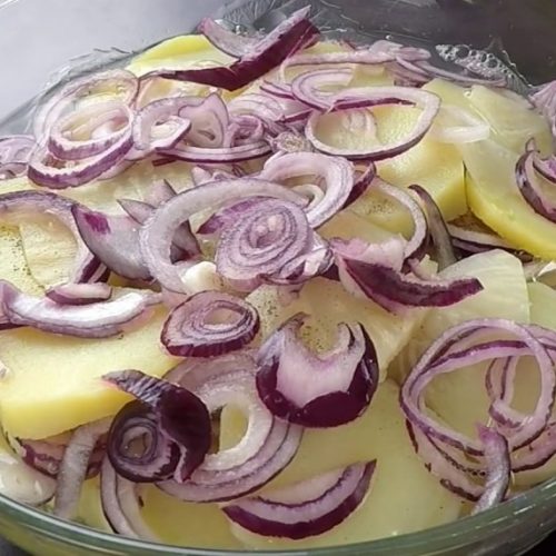 hagymás krumplisaláta